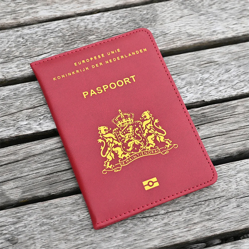 Perlengkapan Perjalanan Beland - Leather Passport Cover ulasan dan harga