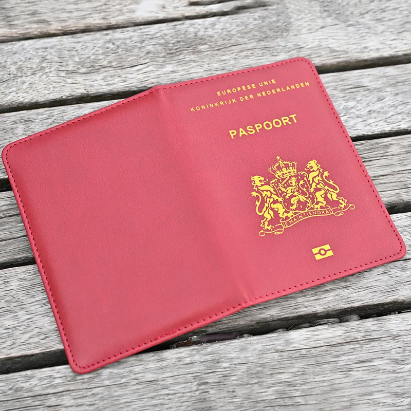 Perlengkapan Perjalanan Beland - Leather Passport Cover ulasan dan harga