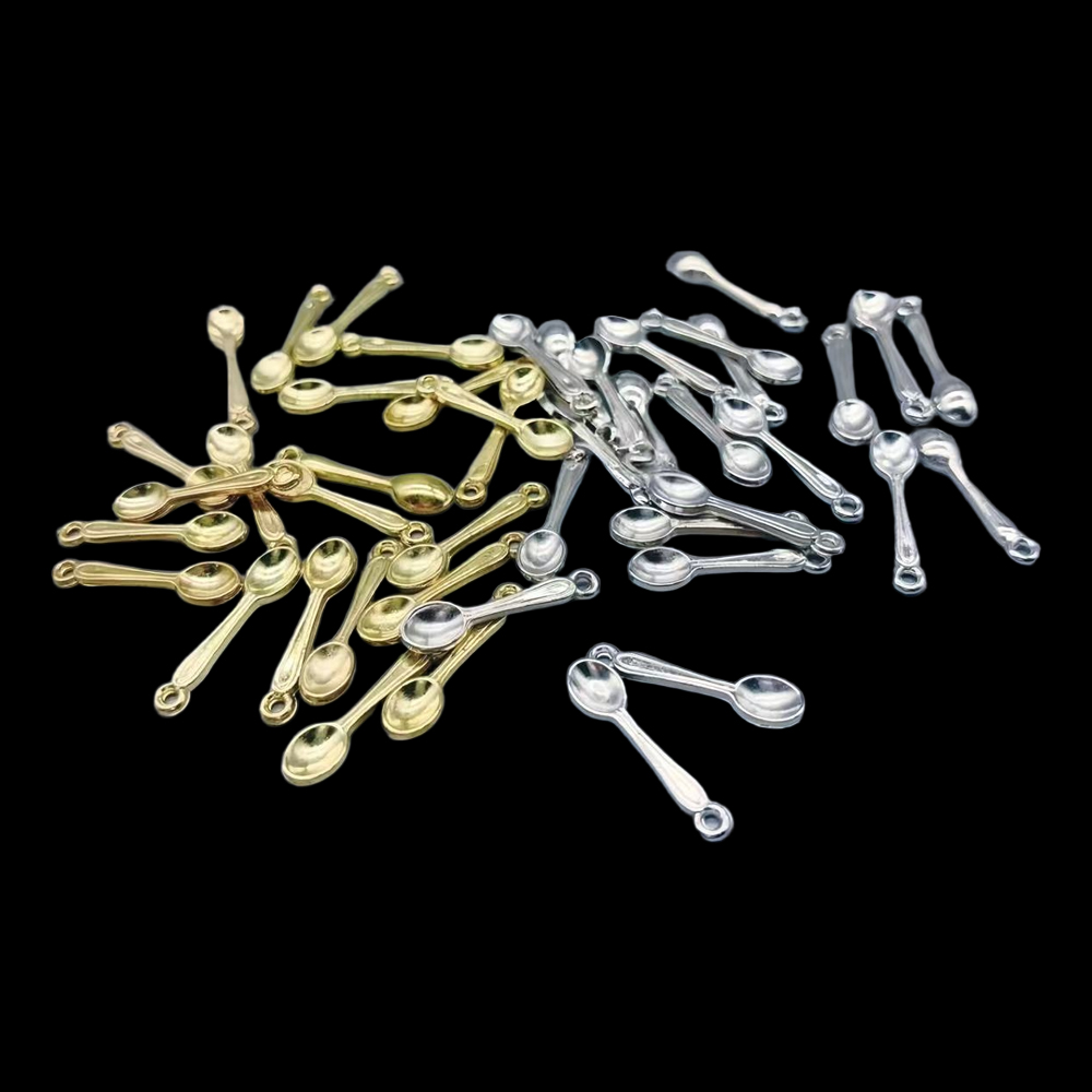 100 Buah Liontin Jimat CCB Ber - Gold Cutlery Flatware ulasan dan harga