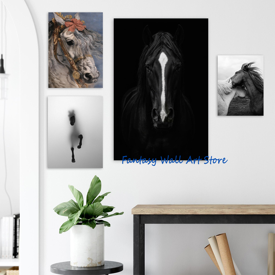 Foto Kuda Hitam Seni Dinding M - Luxury Lifestyle Homes Photos ulasan dan harga